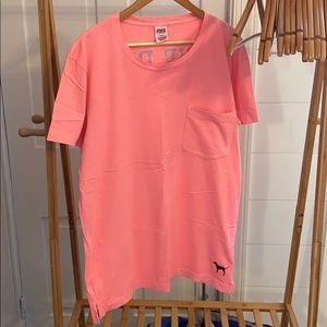 PINK Victoria’s Secret campus tee medium